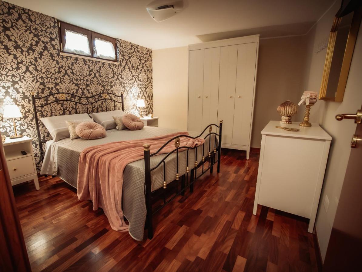 La Terrazza Dei Gemelli - Casa Vacanze Venosa Luaran gambar